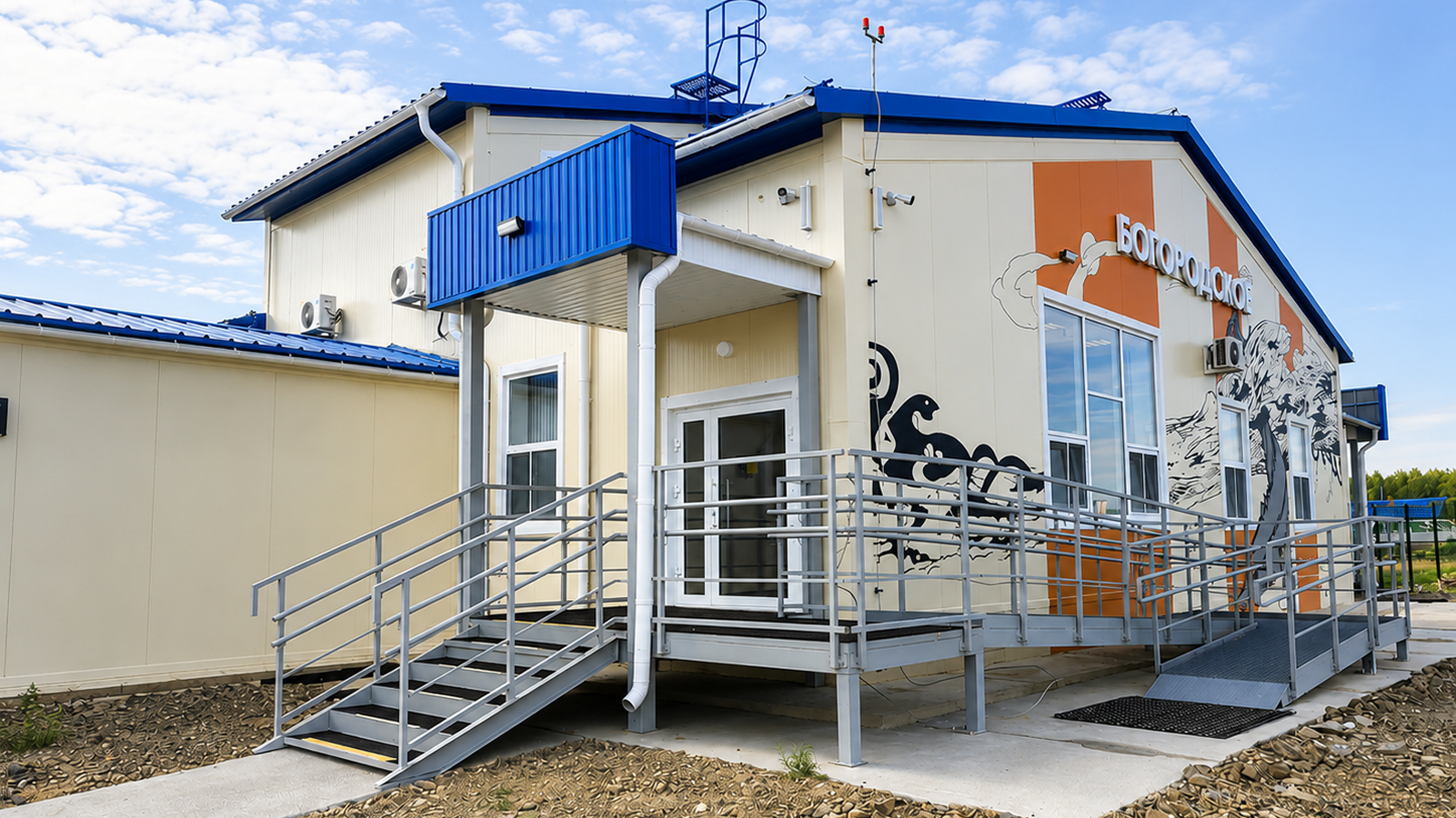 Каркасно-сэндвичное здание аэровокзала Аэропорт Богородское